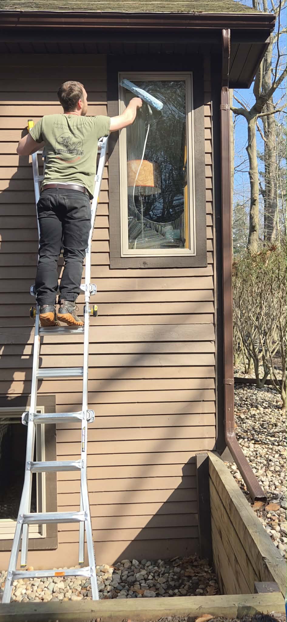 Professional window cleaning service in Muskegon MI